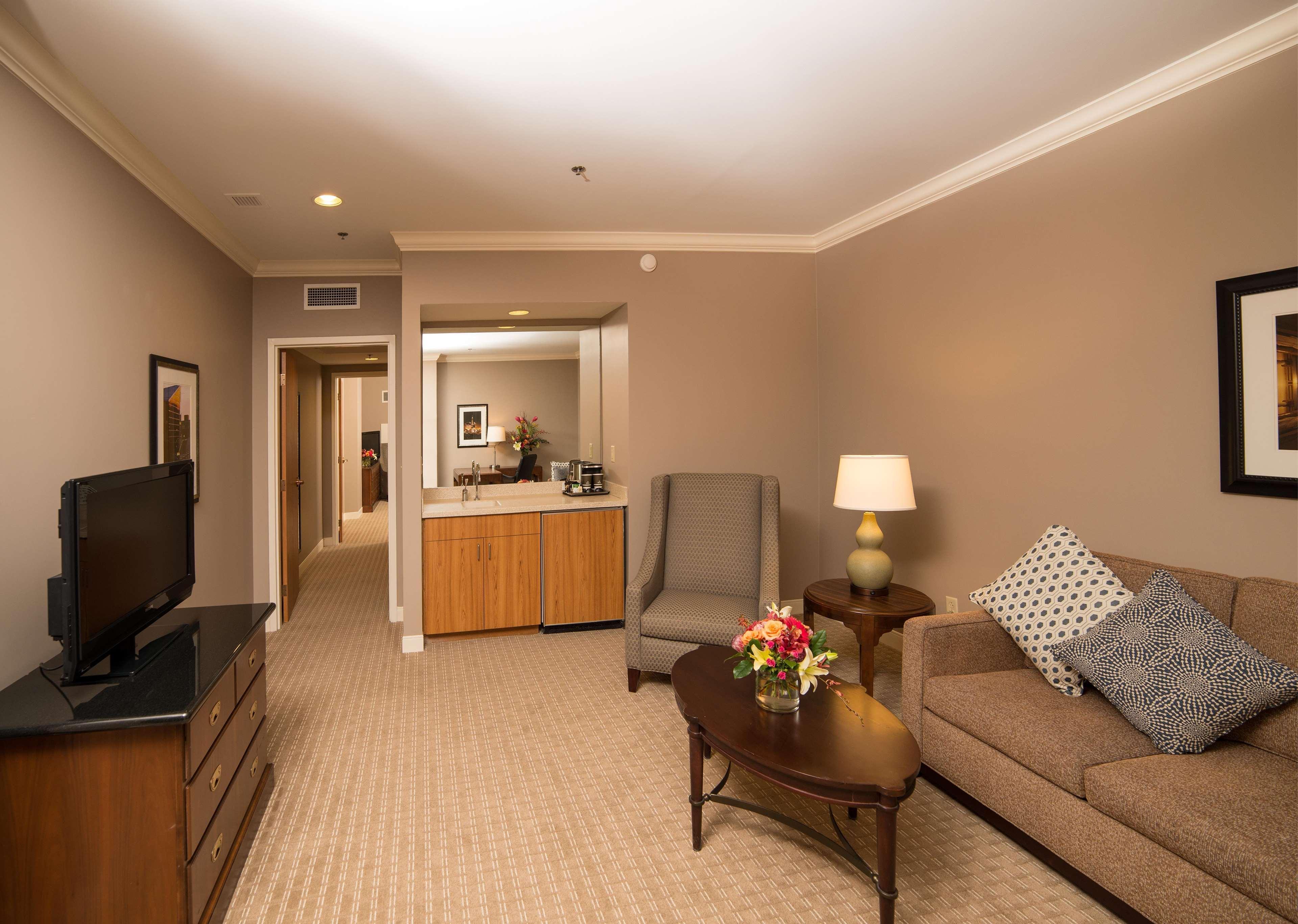 Hilton Indianapolis Hotel & Suites Luaran gambar
