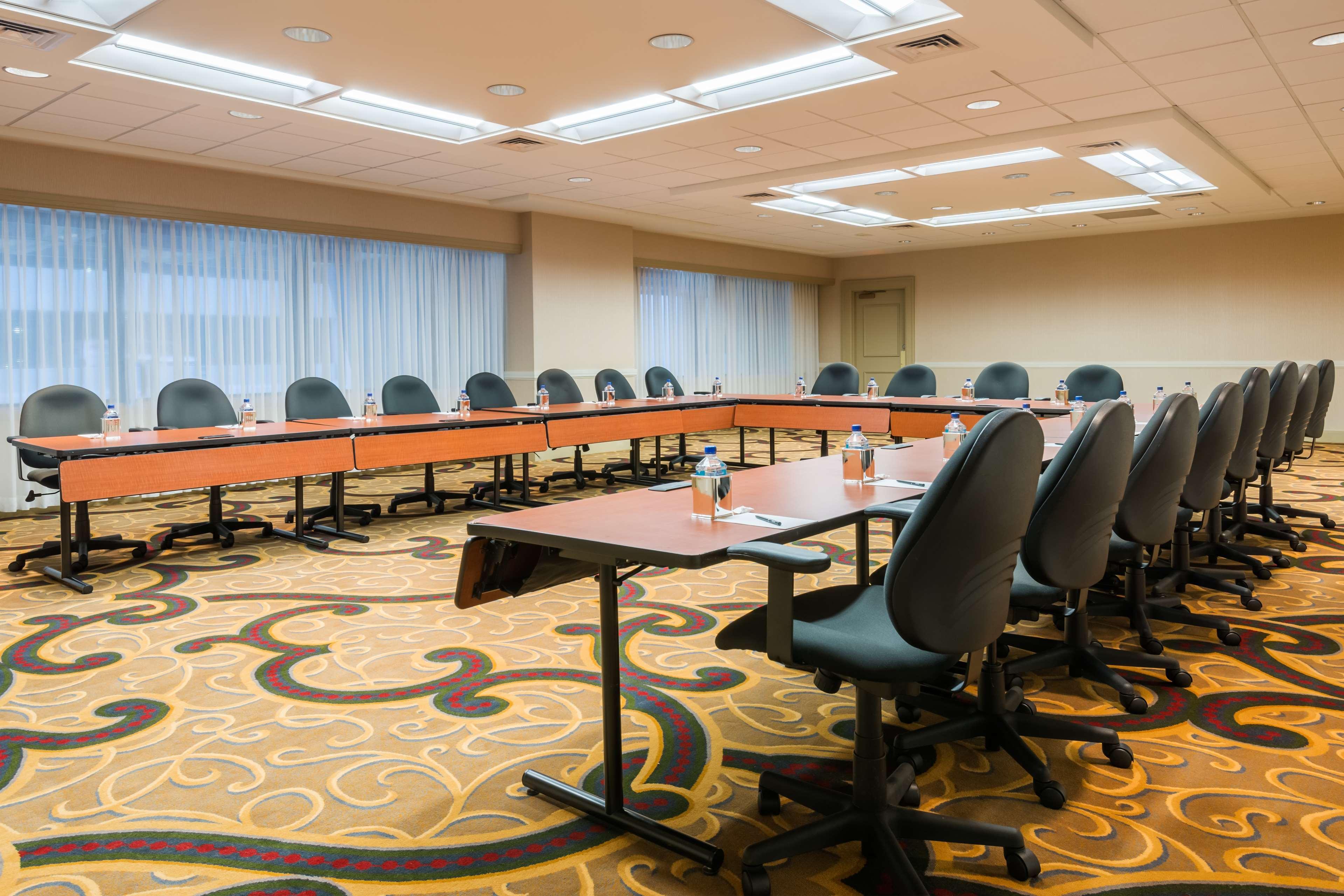 Hilton Indianapolis Hotel & Suites Luaran gambar