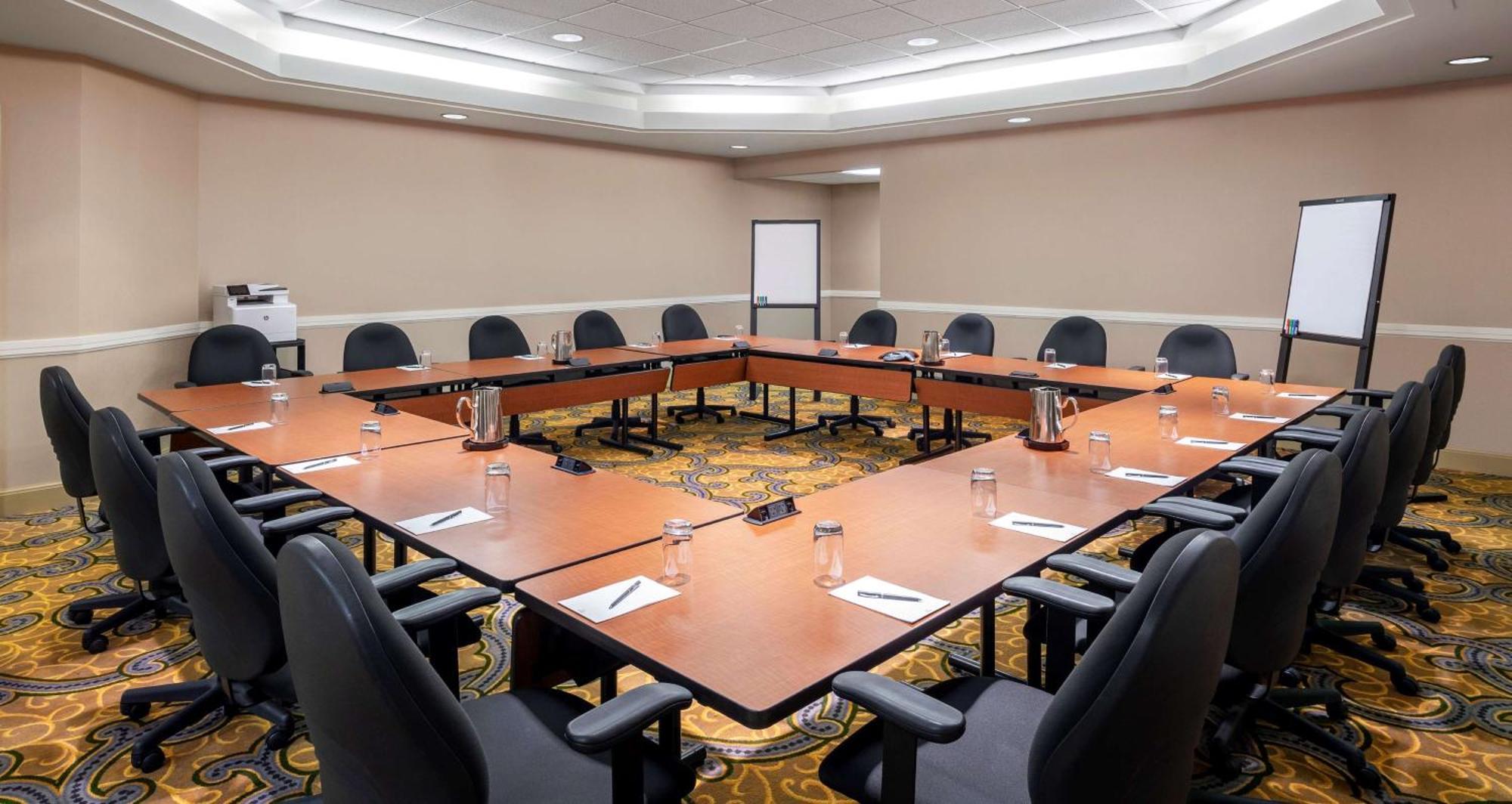 Hilton Indianapolis Hotel & Suites Luaran gambar