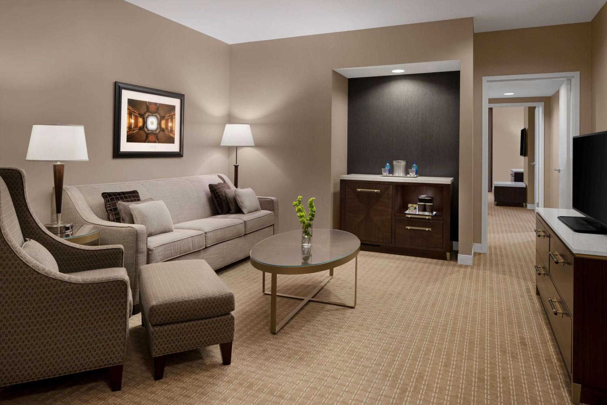 Hilton Indianapolis Hotel & Suites Luaran gambar